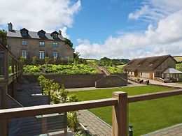 Luxury Cottage room, The Dartmouth Cottages