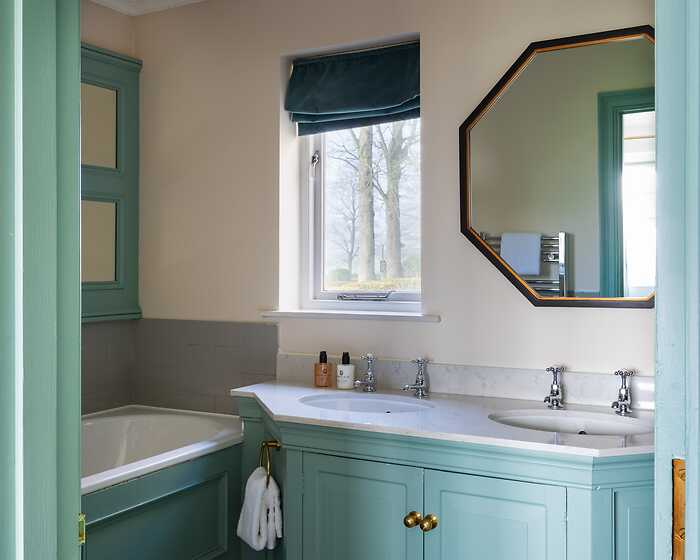 Suite room, The Devonshire Arms Hotel
