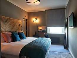 Super King room, The Duxford Lodge