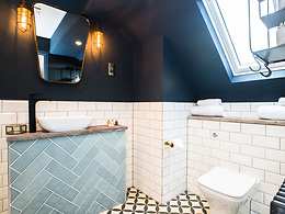 Super King room, The Duxford Lodge