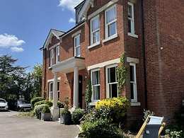 The Duxford Lodge