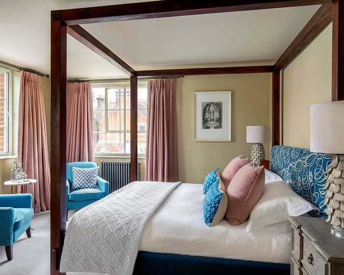 Superior room, The Falstaff Hotel