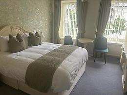 The Feathers Hotel Aberaeron