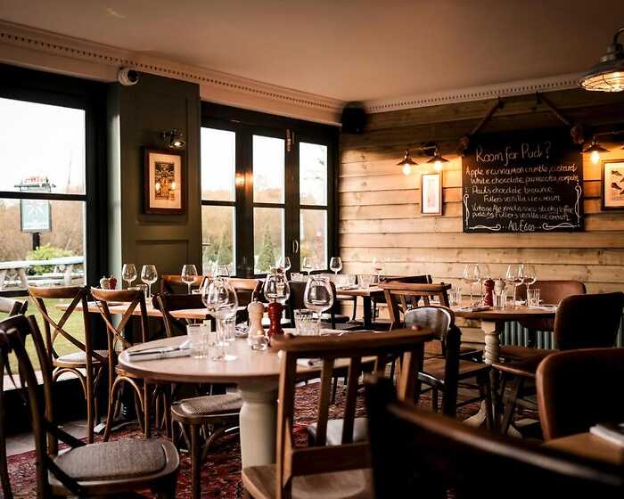 Restaurant restaurant, The Fisherman's Haunt Hotel