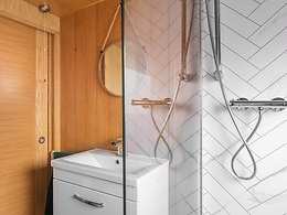 The Camillia room, The Four Sisters Boatels