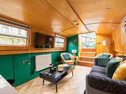 The Wee Sisters room, The Four Sisters Boatels