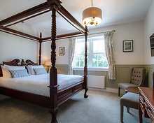 The Fox and Hounds Country Hotel