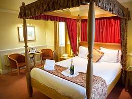 Four Poster room, The Gables