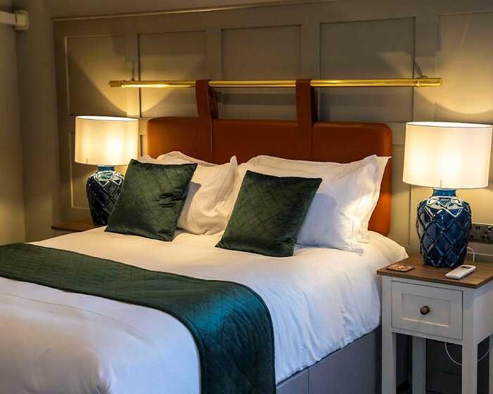Classic Double room, The Globe, Warwick