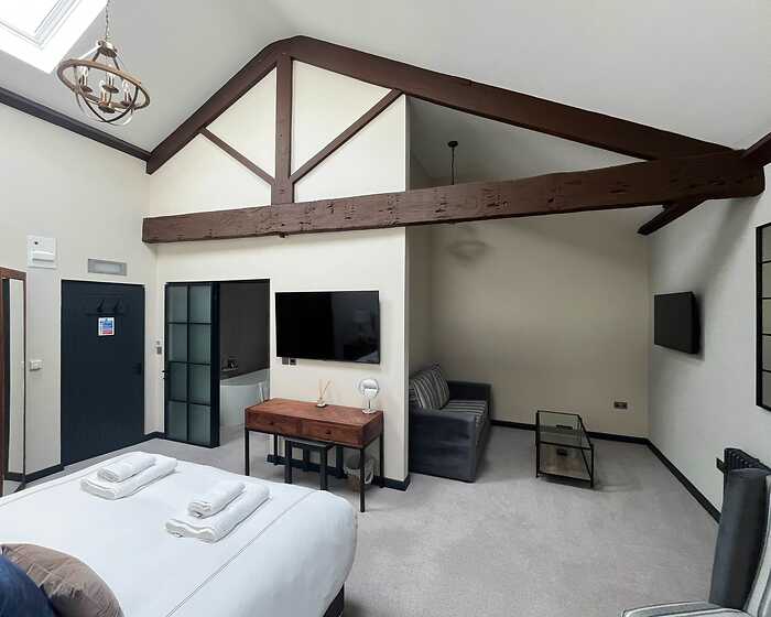 Superior Deluxe room, The Merchant's Yard