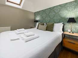 Standard room, The Mortimer Arms