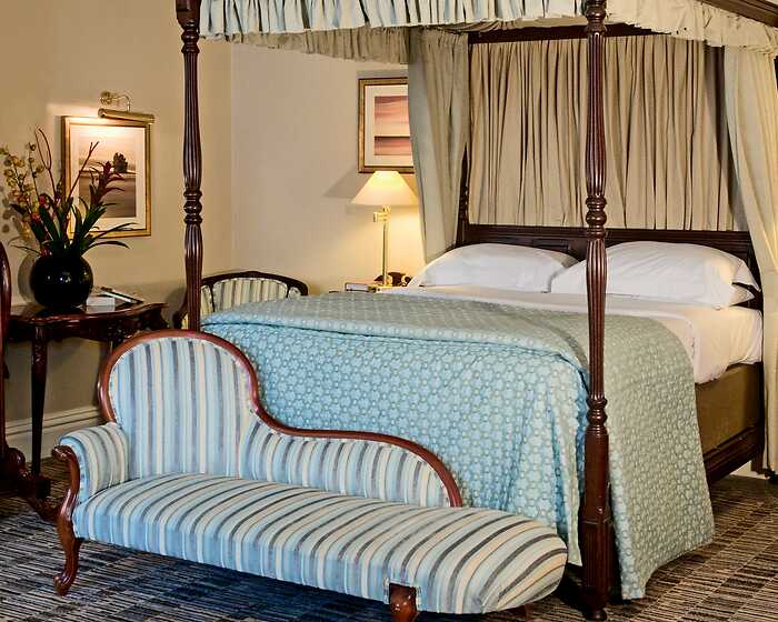 Executive Four Poster room, The Old Swan