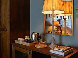 Snug room, The Potter's Heron