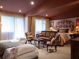 Luxe room, The Potter's Heron