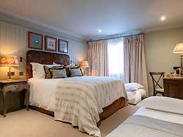 Really Comfy Accessible room, The Potter's Heron