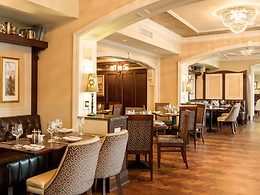 The Royal Hotel