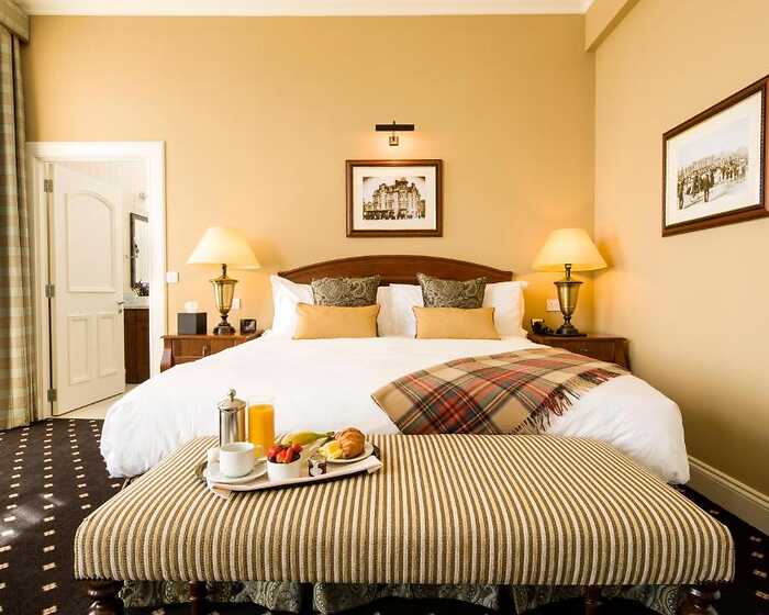Classic room, The Royal Hotel