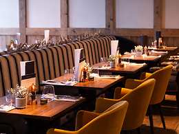 The Stroud Hotel - The Restaurant restaurant The Restaurant restaurant, The Stroud Hotel