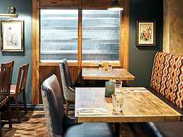The Restaurant restaurant, The Wellington Arms