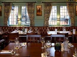 Restaurant restaurant, The White Hart, Ampthill
