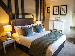 Classic room, The White Hart, Ampthill