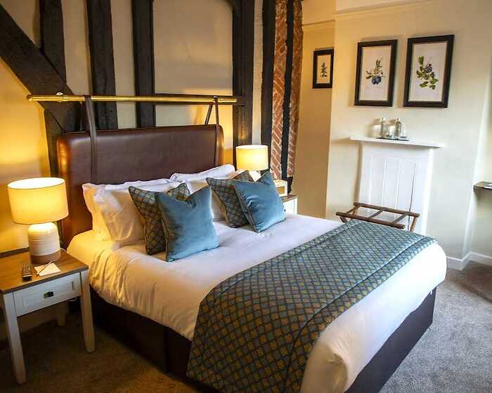 Classic room, The White Hart, Ampthill