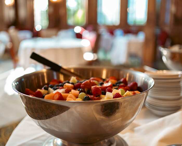 The Olympic Restaurant restaurant, The White Swan Hotel