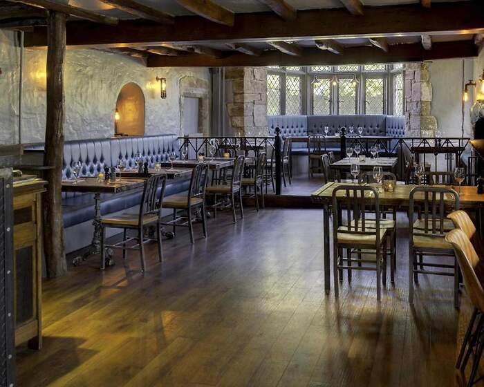Castle Tavern restaurant, Walworth Castle