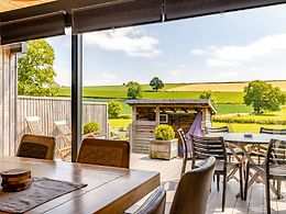 Lodge room, Wenlock Retreats