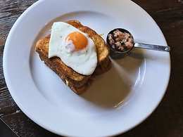 The Crown restaurant, Wild Thyme and Honey